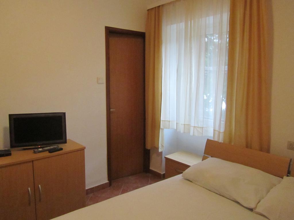 Apartments Ivancic Novi Vinodolski Cameră foto